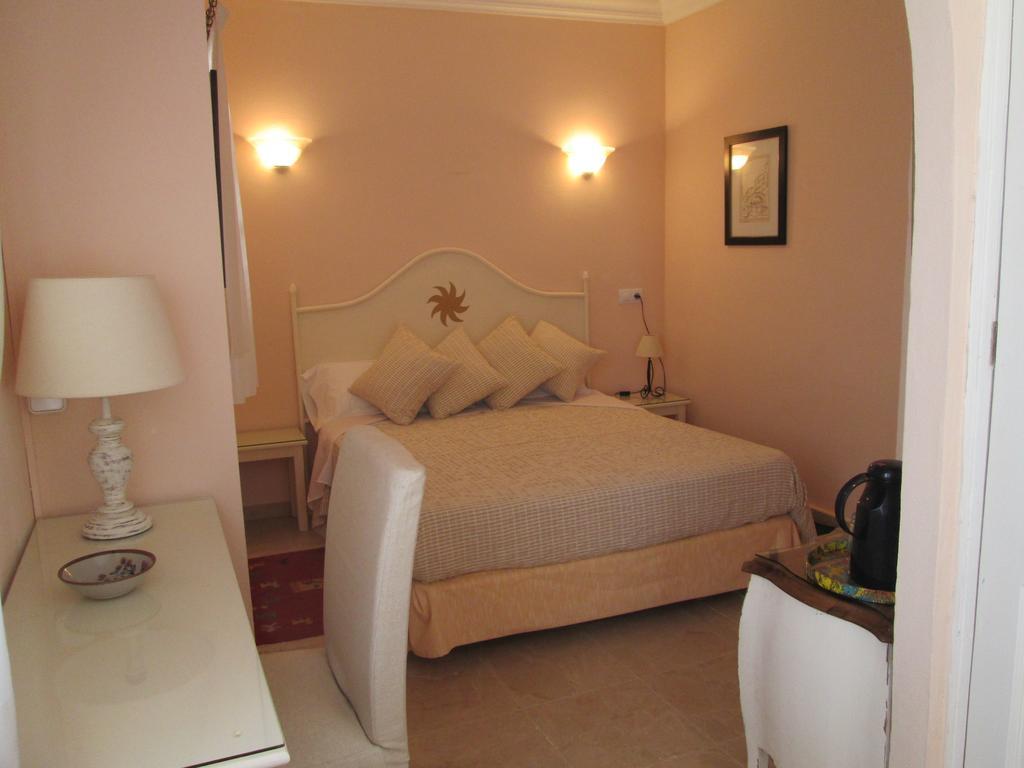 Fowlers Hotel Cala d'Or  Exterior photo